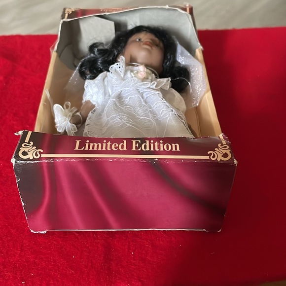 Genuine Porcelain Collectible Doll-Limited Edition-6 Inch-Hand Painted - Picture 4 of 5